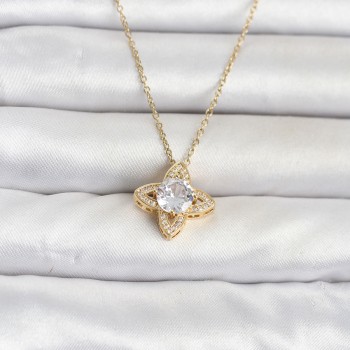 316L Çelik Zincir Gold Renk Yonca Model Kadın Kolye