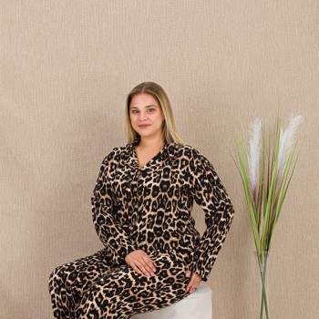 Arias Closet Büyük Beden Leopar Desenli Düğmeli Uzun Kol Viskon Pijama Takımı