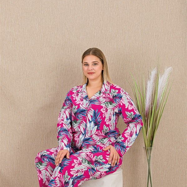 Arias Closet Büyük Beden Renkli Yaprak Desenli Düğmeli Uzun Kol Viskon Pijama Takımı