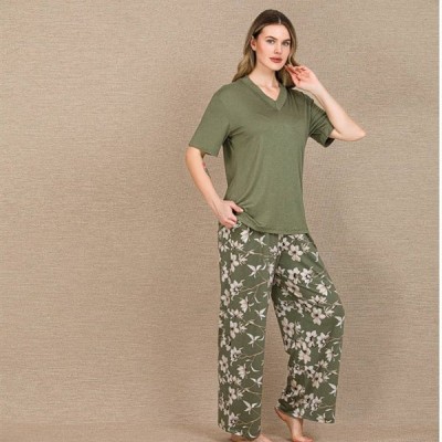 Arias Closet Şık Tasarım Çiçek Desenli Yeşil Kısa Kol Viskon Pijama Takımı