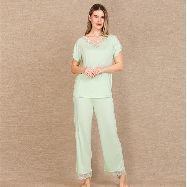Arias Closet Viskon Şık Tasarım Dantel İşlemeli Açık Yeşil Kısa Kol Pijama Takımı