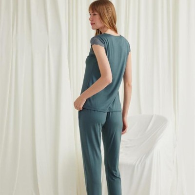 Arias Closet Yakası Kolu Ve Omzu Dantelli Önü Düğmeli Pijama Takımı