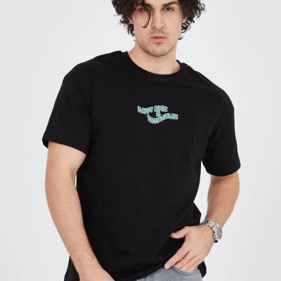 Erkek Baskılı T-Shirt Kısa Kol Bisiklet Yaka Regular Fit Rahat Kalıp Günlük Tişört - Siyah