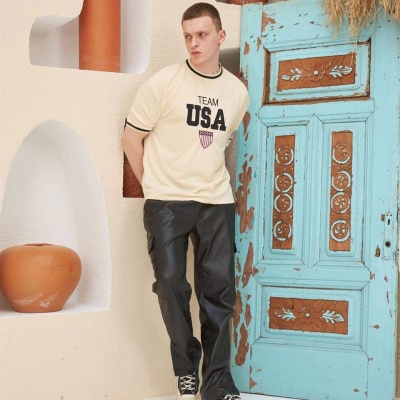 Erkek Bisiklet Yaka Tişört Nakış İşlemeli Kısa Kol Oversize T-Shirt - Bej