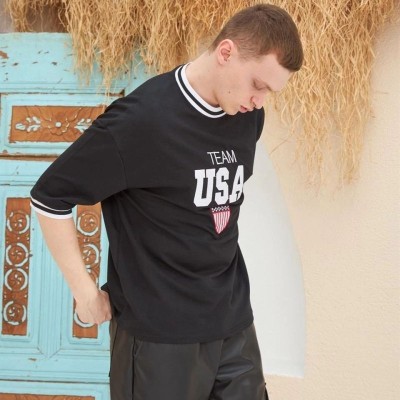 Erkek Bisiklet Yaka Tişört Nakış İşlemeli Kısa Kol Oversize T-ShirtSiyah