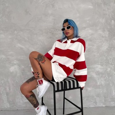 Kadın 3 İplik Pamuklu Parçalı Yakalı SweatShirt - Kırmızı