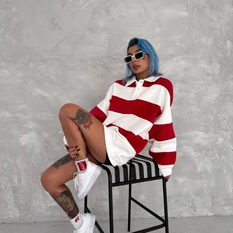Kadın 3 İplik Pamuklu Parçalı Yakalı SweatShirt - Kırmızı
