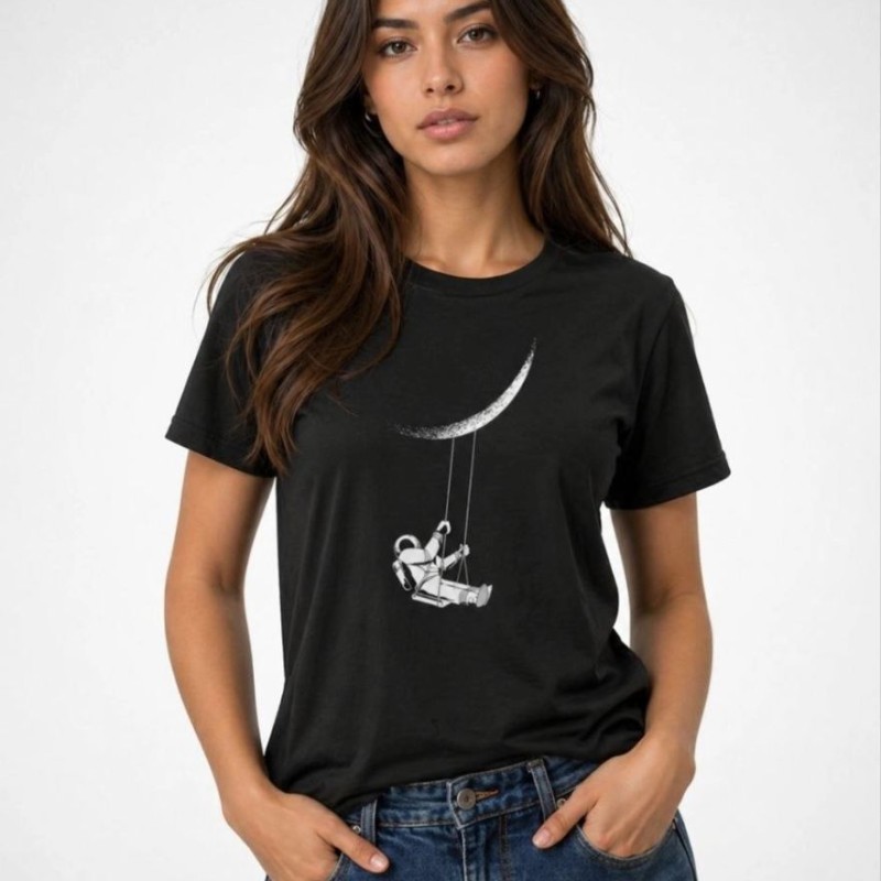 Kadın Astronot Ay Temalı Tişört Kısa Kol Yazlık Bisiklet Yaka T-Shirt - Siyah