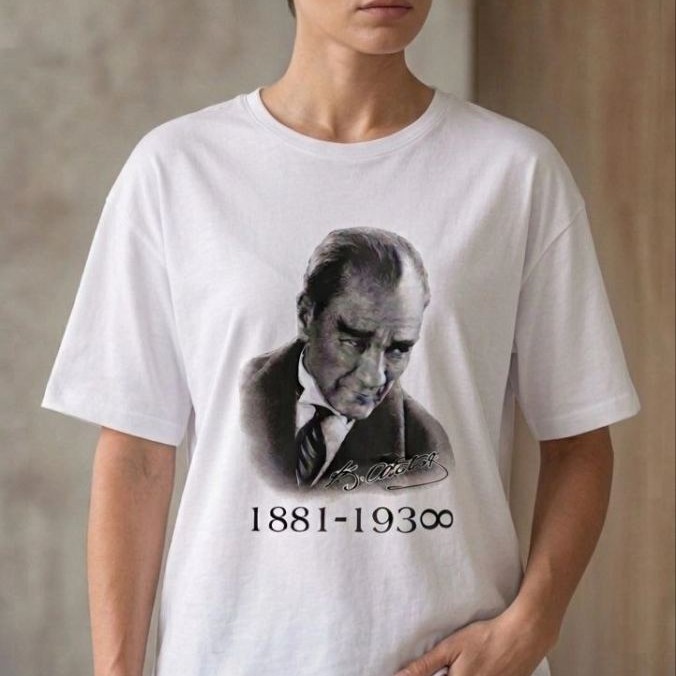 Kadın Atatürk Baskılı Tişört Kısa Kollu Bisiklet Yaka T-Shirt - Beyaz