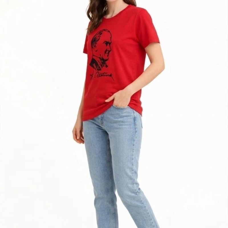 Kadın Atatürk Baskılı Tişört Kısa Kollu Bisiklet Yaka T-Shirt - Kırmızı