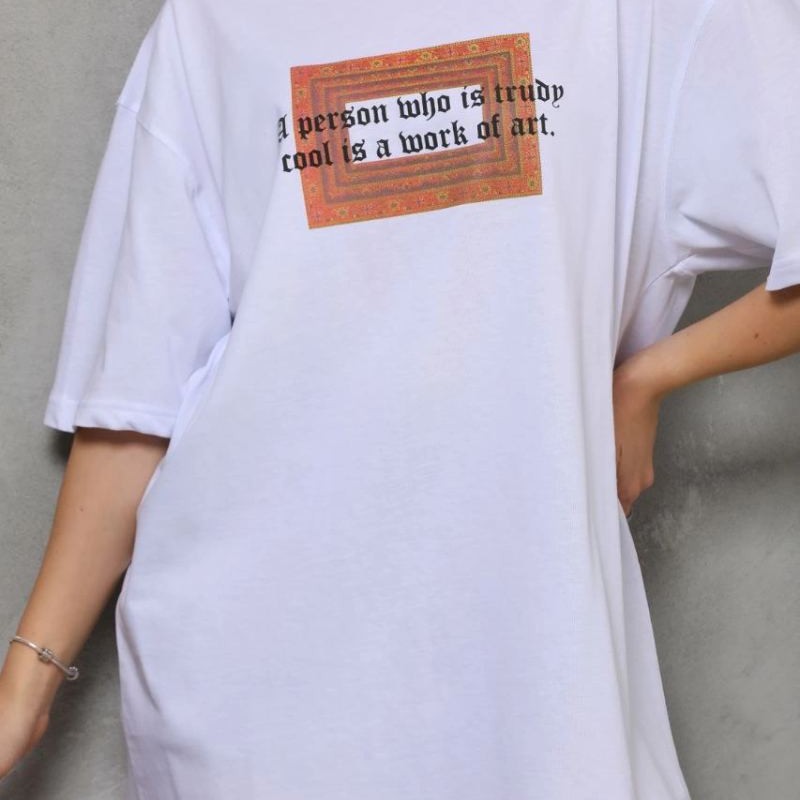 Kadın Baskılı T-Shirt Kısa Kol Bisiklet Yaka Oversize Rahat Kalıp Tişört - Beyaz