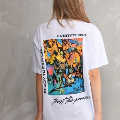 kadın Bisiklet Yaka Baskılı Oversize T-Shirt - Beyaz