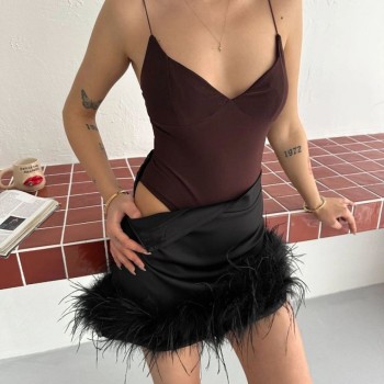 Kadın Derin Dekolte Askılı Body Sırt Dekolteli Şık Kolsuz Yazlık Bodysuit - Kahverengi
