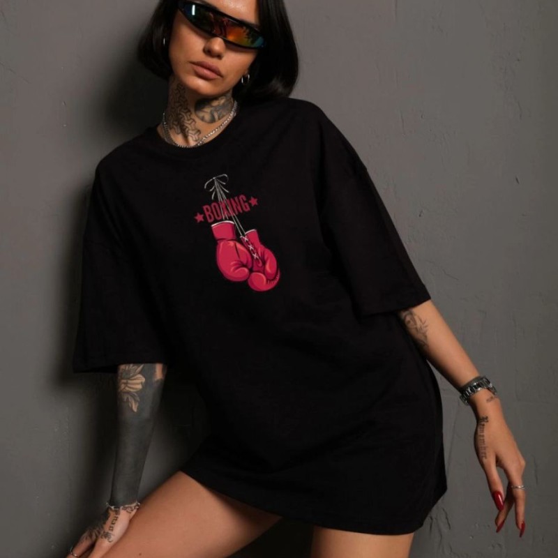 Kadın Kısa Kol Tişört Bisiklet Yaka Boxy Eldiven Baskılı T-Shirt - Siyah
