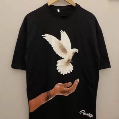 Kadın Kısa Kol Yazlık Tişört Bisiklet Yaka Uzi Güvercin Baskılı T-Shirt - Siyah