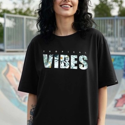 Kadın Kısa Kol Yazlık Tişört Bisiklet Yaka VIBES Baskılı T-Shirt - Siyah