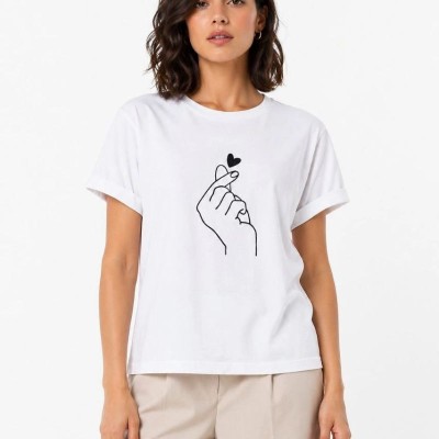 Kadın Kore Parmak Kalp Aşk Temalı Minimal Baskılı Tişört Yazlık Kısa Kol T-Shirt  - Beyaz