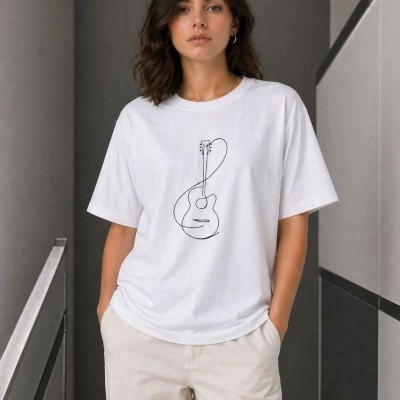 Kadın Minimal Gitar Baskılı Tişört T-Shirt Yazlık Kısa Kol Bisiklet Yaka T-Shirt  - Beyaz