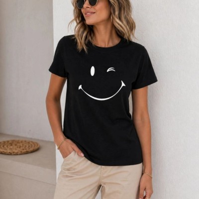 Kadın Minimal Gülümseyen Yüz Baskılı Tişört Kısa Kol Yazlık T-Shirt - Siyah