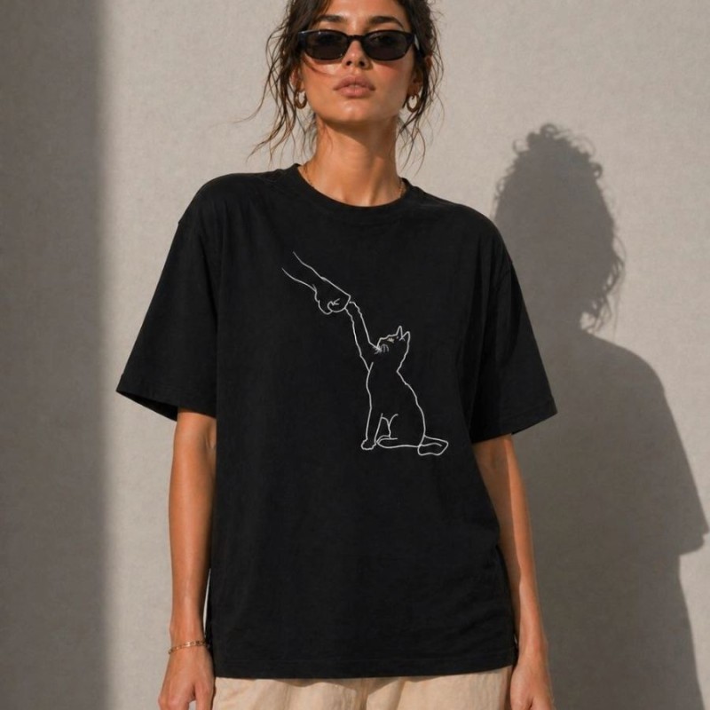 Kadın Minimal Kedi Çizim Baskılı Tişört Kısa Kol Yazlık T-Shirt - Siyah