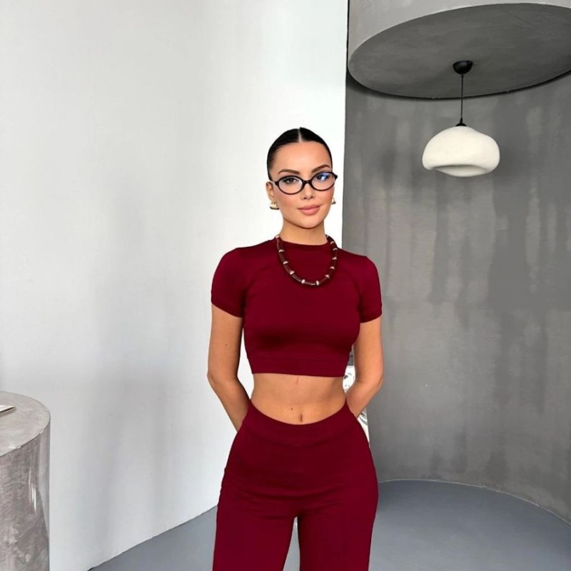 Kadın Osy Modal Yumuşak Dokulu Kumaş Kısa Kollu Crop Alt ispanyol Paça Pantolon ikili Takım - Bordo