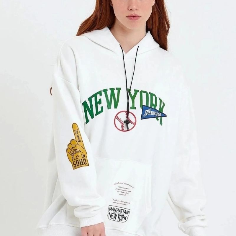 Kadın Oversize Kapüşonlu Cepli Ön Kol Baskılı 3 İplik Pamuklu Hoodie Sweatshirt - Beyaz
