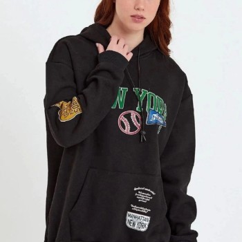 Kadın Oversize Kapüşonlu Cepli Ön Kol Baskılı 3 İplik Pamuklu Hoodie Sweatshirt - Siyah