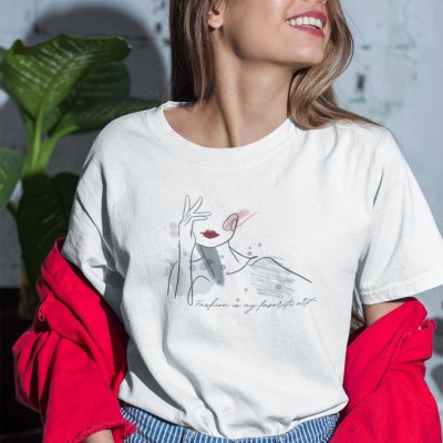 Kadın Özel Baskılı Modern Fit %100 Pamuk Bisiklet Yaka T-Shirt
