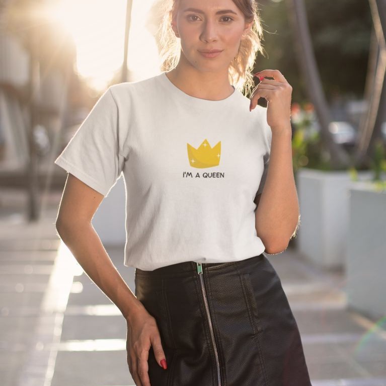 Kadın Özel Baskılı Modern Fit %100 Pamuk Bisiklet Yaka T-Shirt