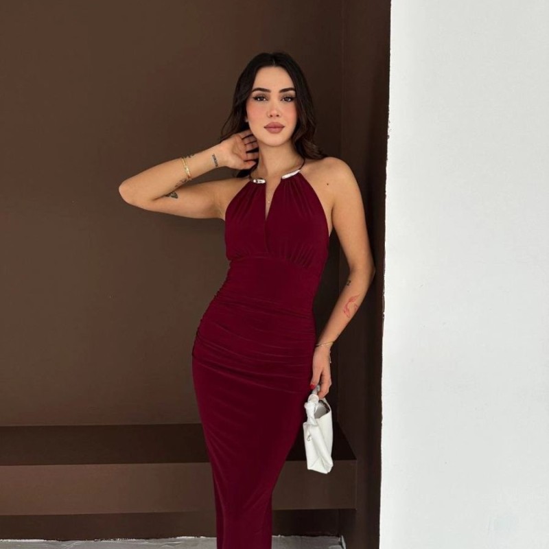 Kadın Uzun Abiye Elbise Yırtmaçlı Sırt Dekolteli Şık Gece Elbisesi - Bordo