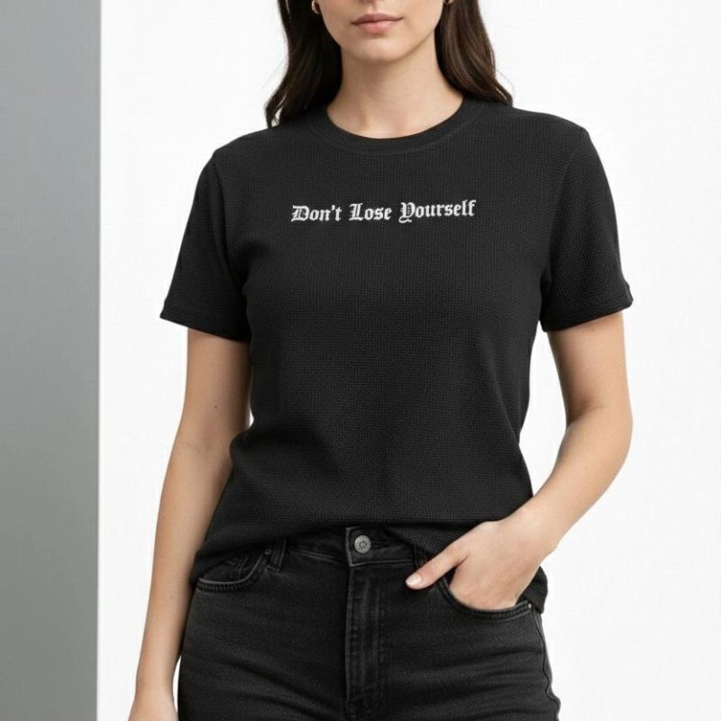 Kadın Wafıl Kumaş Tişört Regular Kalıp Bisiklet Yaka Baskılı T-Shirt - Siyah
