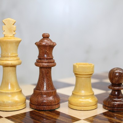 Mıknatıs Taşlı Ahşap Katlanabilir Kutulu Satranç Oyunu 40 Cm 