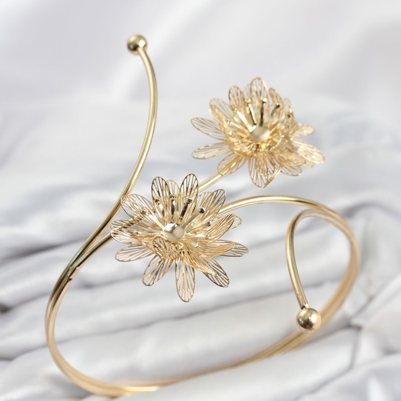 Pazu Bileklik Gold Renk Pirinç Lotus Model