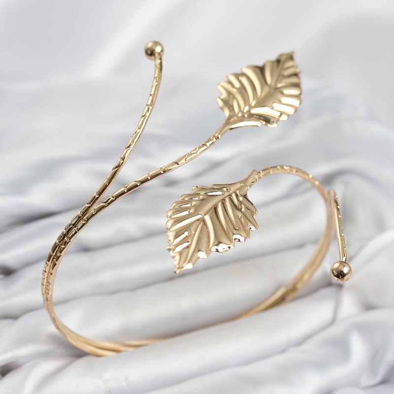 Pazu Bileklik Gold Renk Pirinç Yaprak Model