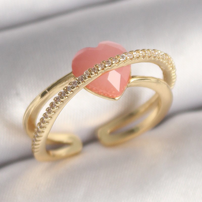 Pirinç Gold Renk Pembe Kristal Kalp Model Zirkon Taş Detaylı Kadın Yüzük