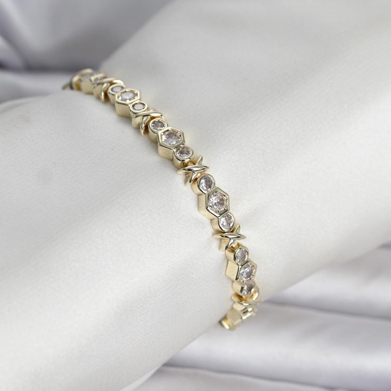 Pirinç Gold Renk Petek Model Zirkon Taşlı Kadın Bileklik