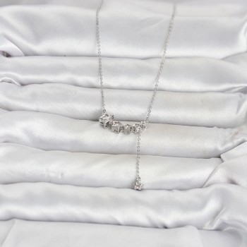 Pirinç Gümüş Renk Minimal Sallantılı Yıldız Model Kadın Kolye