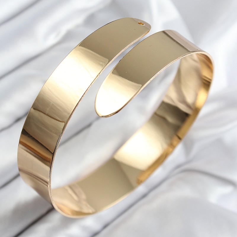 Pirinç Sarmal Model Gold Renk Pazu Bileklik