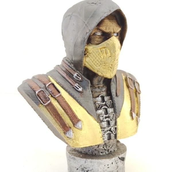 Polyester Scorpion Büst Küçük Boy