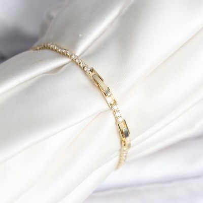 Yılan Model Zirkon Taşlı Gold Renk Pirinç Su Yolu Kadın Bileklik